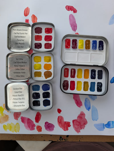 2025/2026 Watercolor Hinge Tin Assortment-Daniel Smith (RYB-18)